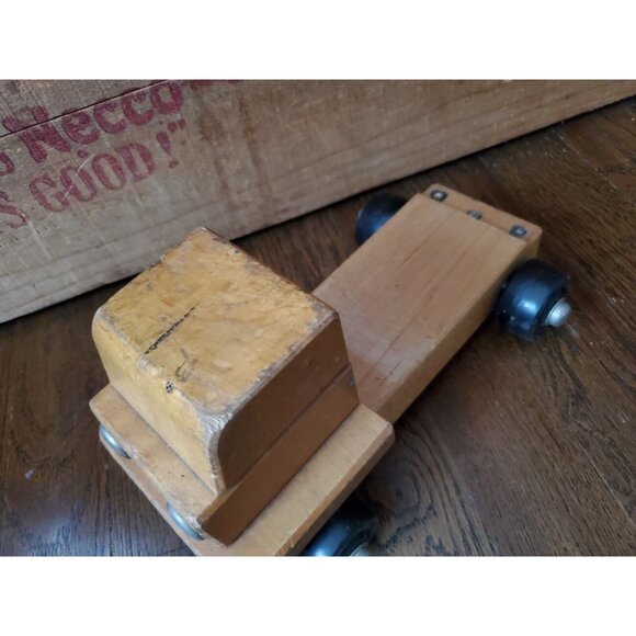 Rare Vintage Solid Maple Wood Flatbed Truck Toy - Community - Picture 5 of 9